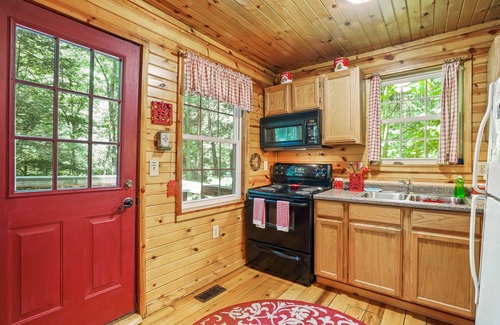 Logan Cabin | Whip-poor-will Cabin | Hocking Hills