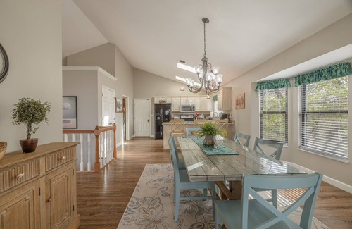 Innsbrook House | Whippoorwill Manor by Innsbrook Vacations!