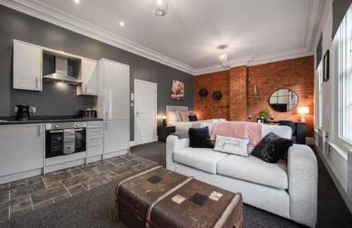Pontrilas Apartment | WhiskAwayStays Foregate Studio No 1