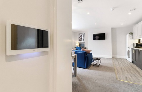 Worcester Apartment | WhiskAwayStays-Victoria House-Apartment 2
