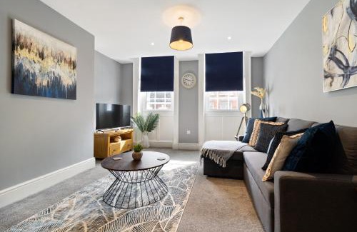 Worcester Apartment | WhiskAwayStays - Victoria House - Apartment 3