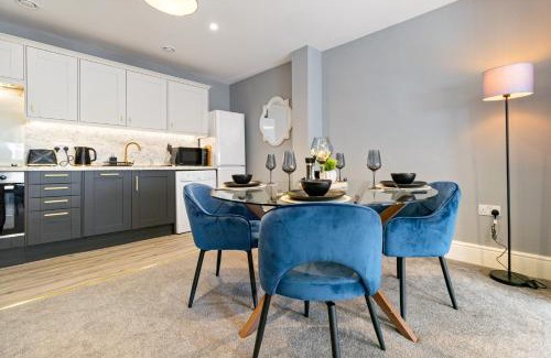 Worcester Apartment | WhiskAwayStays - Victoria House - Apartment 3
