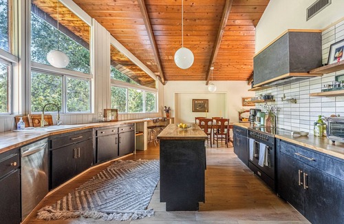 North Fork Cabin | Whiskey River Lodge - Only 40 mins to Yosemite!