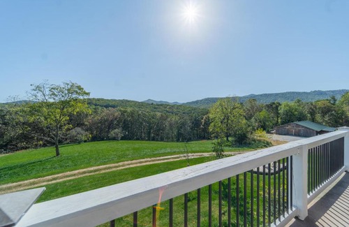Candler House | Whiskey Way Inn