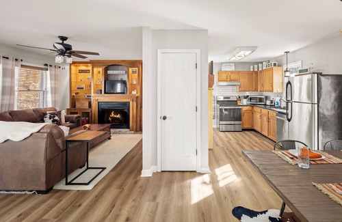 Lake Lure Cabin | Whiskey Woods - Mr Lake Lure Vacation Rentals
