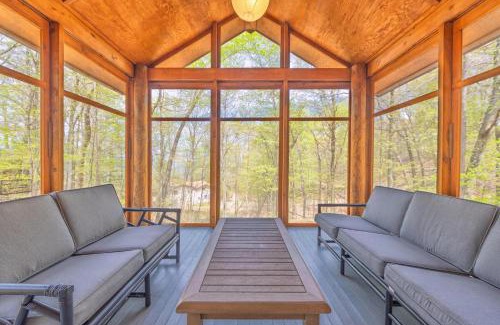 Covert House | Whispering Hills- pet friendly cabin with lake access