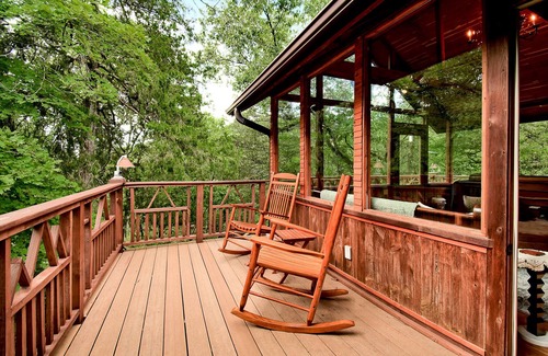 Eureka Springs House | Whispering Hollow in Eureka Springs