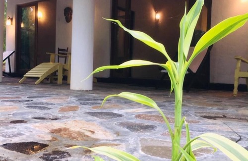 Tangalle Villa | Whispering House