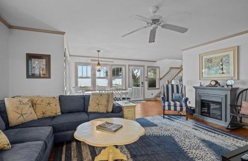 Harkers Island House | Whispering Oaks home
