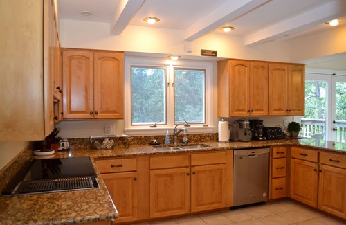 Broadmoor House | Whispering Pines in the Broadmoor