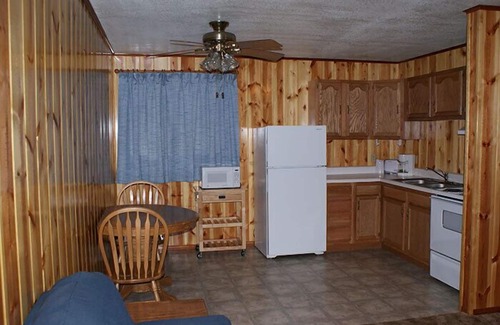 Pinetop-Lakeside Cabin | Whispering Pines- Cabin 37