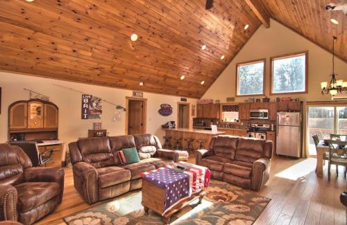 Albrightsville House | Whispering Pines Retreat