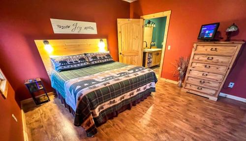 Fleetwood House | Whispering Pines Retreat