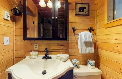 Ardenvoir House | Whispering Pines