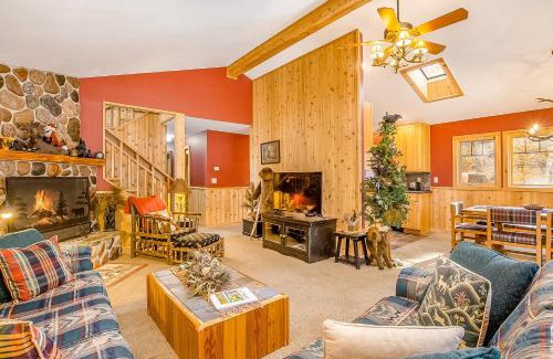 Thompsonville House | Whispering Pines