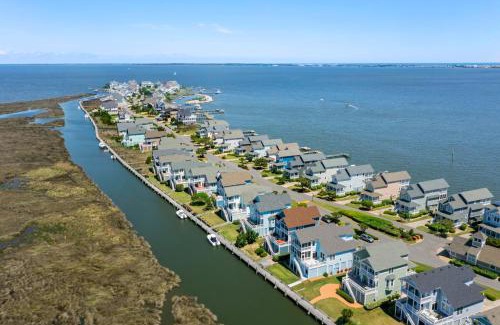 Manteo Apartment | Whispering Sound