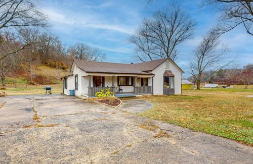 Bentonville House | Whispering Trails Retreat