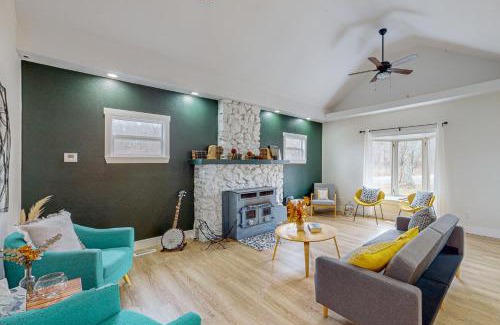 Bentonville House | Whispering Trails Retreat