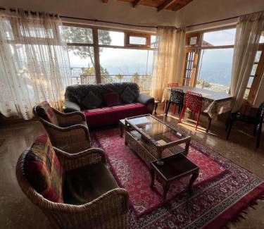 Turkaura House | Whispering Valley