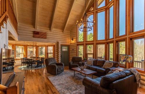 Sugar Grove House | Whispering Willow