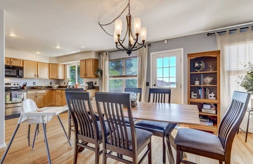 Cheyenne Meadows House | Whistler Hollow! Family Home, Bball Court, Firepit
