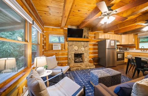 Whittier Apartment | Whistler Retreat, Hot Tub, Fireplace, and Views!