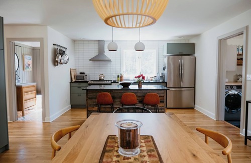 Moretown House | White Birch Haus:Located in the heart of the Mad River Valley-Close to Sugarbush