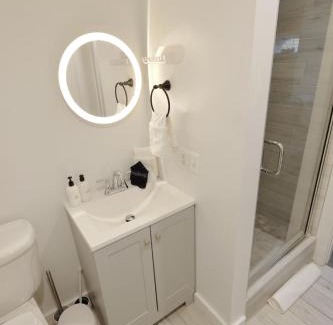 Shaw Apartment | White Brick Retreat - Shaw