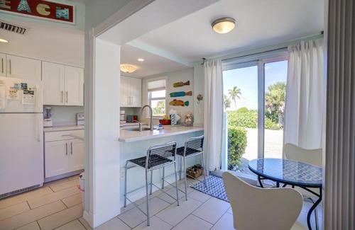 Sanibel House | White Caps #7