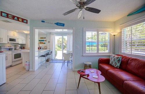 Sanibel House | White Caps #7