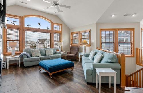 Buck Island House | White Dolphin