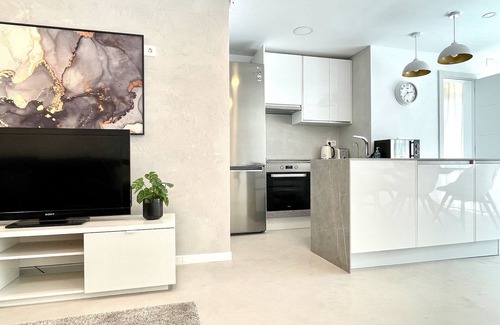 El Faro Apartment | WHITE DREAM Near the Sea 3bed by Solrentspain