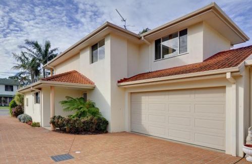 Nelson Bay House | White Horses, 7B Achilles Street