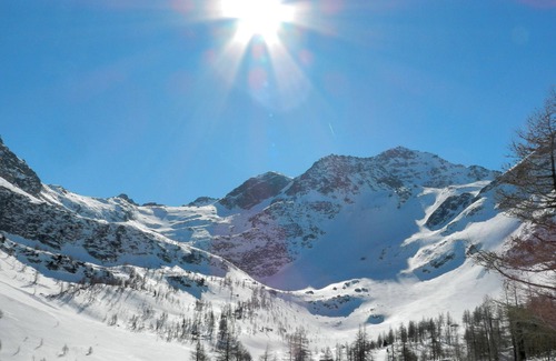 Aosta Apartment | White House downtown