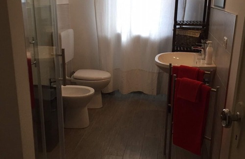 Aosta Apartment | White House downtown