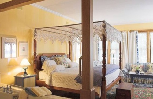 Sturgeon Bay Bed & Breakfast | White Lace Inn