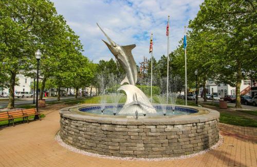 Ocean City Apartment | White Marlin