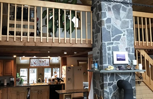 Lyman House | White Mountain Bliss on 33 Acres