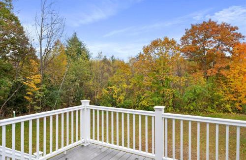 North Woodstock Apartment | White Mountain Escape - Apartment at Wellriver
