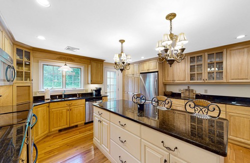 Intervale House | White Mountain Glen | House in Bartlett with hot tub, sauna, firepit & game room