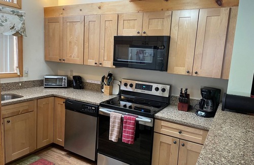 Thornton House | White Mountains TH Waterville Estates - Mad River Valley ViewsnAir Conditioning