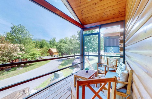 White Oak Lodge House | White Oak Haven