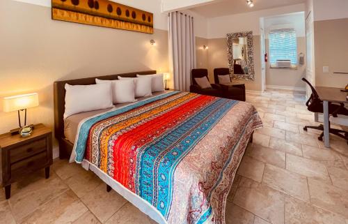 Truckland House | White Orchid Apartments