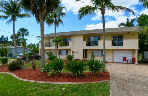 Truckland House | White Orchid Apartments