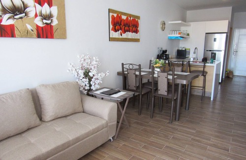 Mazatlan Condo | White Pearl Condo, Elevator, Roof-Top, Pool, Beach,Security, Centro,conveniences