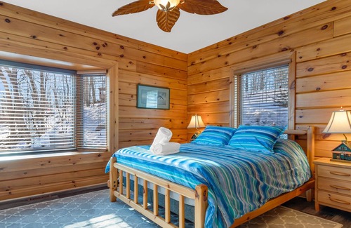 Seguin House | White Pines Lake Joseph Muskoka
