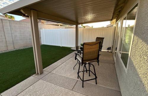 North Las Vegas House | White Residence