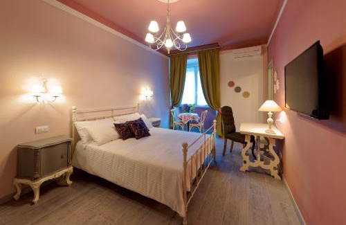 Bullona House | WHITE RIBBON