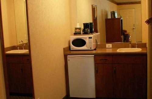 Meeker Hotel | White River Inn