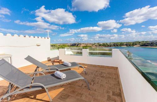 Arenal d'en Castell Apartment | White sands 613